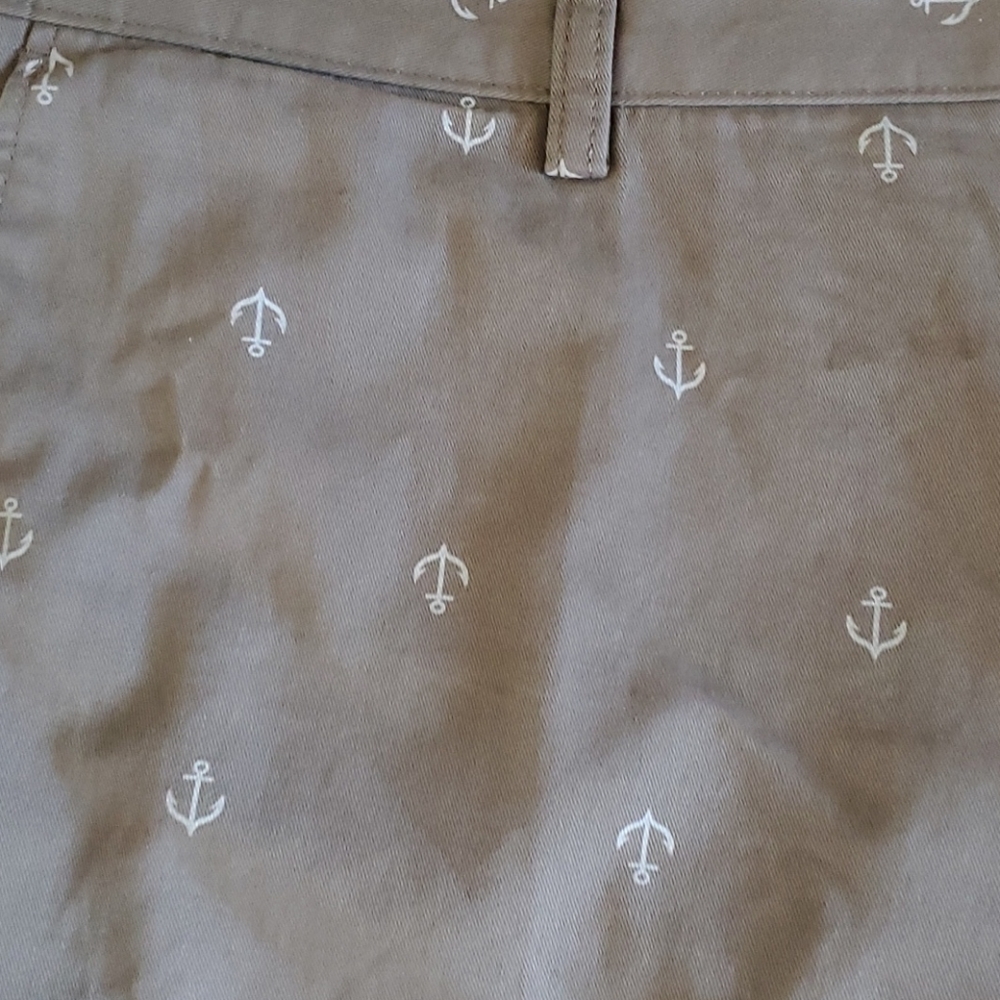 Amazon Essentials Classic-Fit 9" Inseam Short - Picture 2 of 9